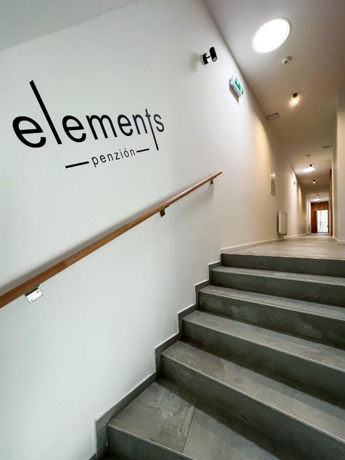 Penzion Elements Hotel Trnava Ngoại thất bức ảnh