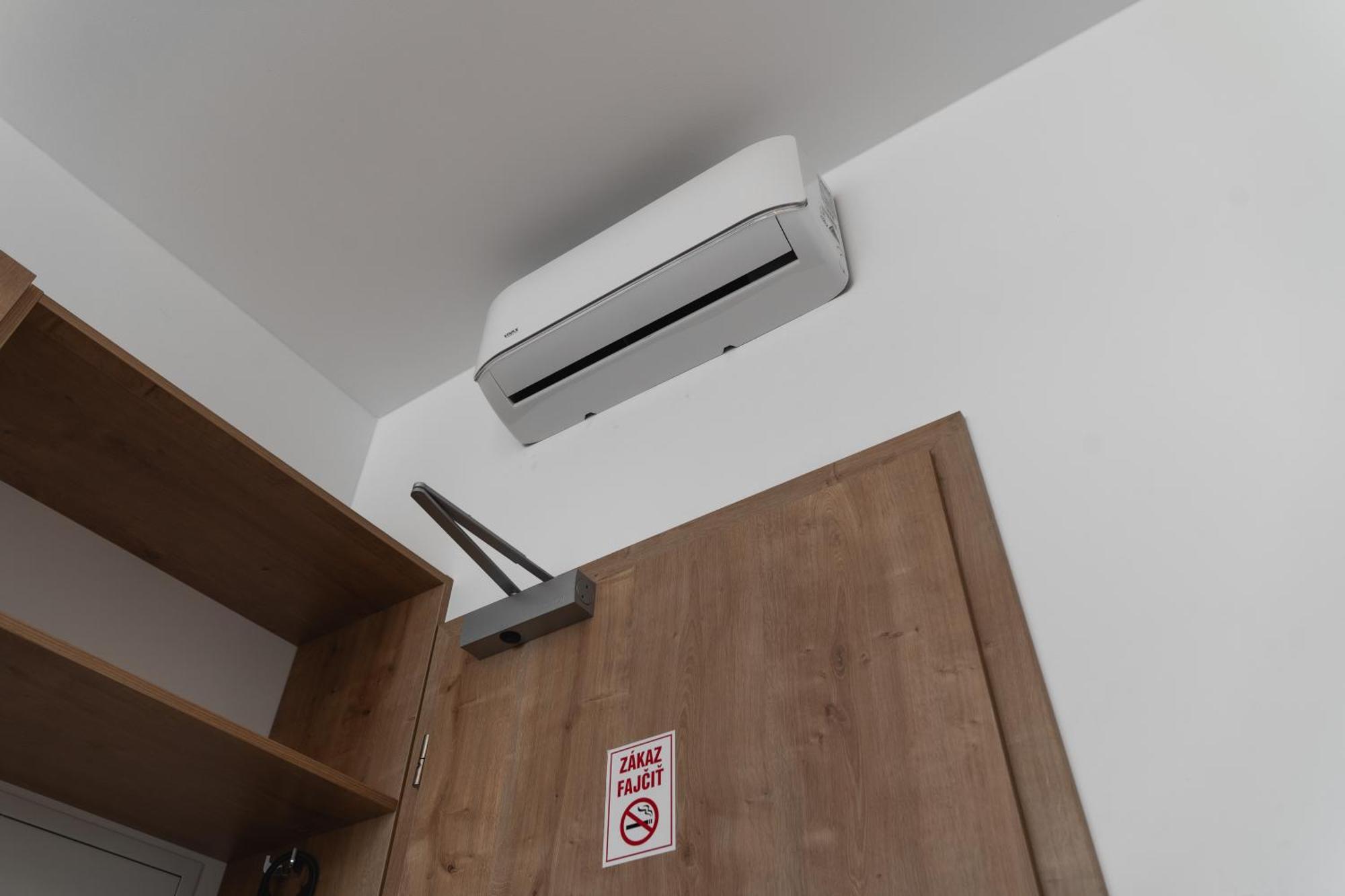 Penzion Elements Trnava Ngoại thất bức ảnh